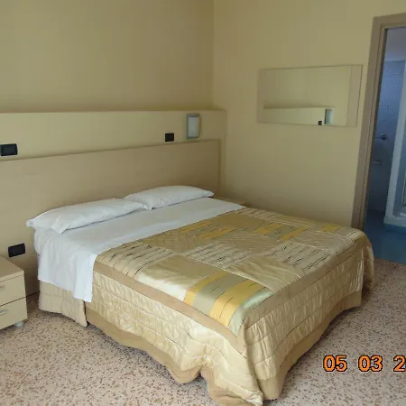 Отель Mazzocchetti 3*