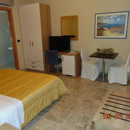 Mazzocchetti Hotell 3*