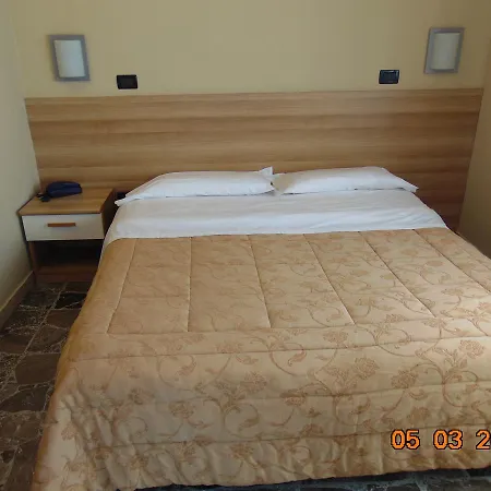 Hotell Mazzocchetti 3*