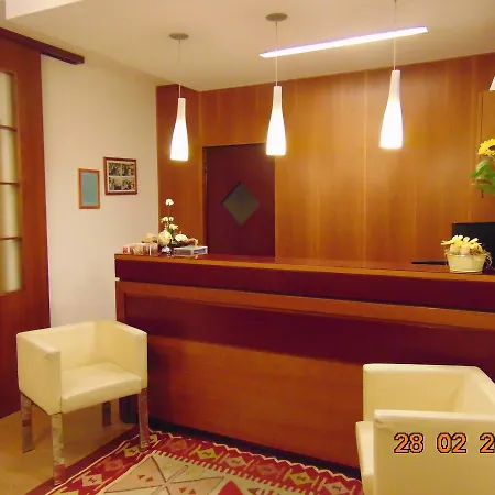 Mazzocchetti Hotell 3*