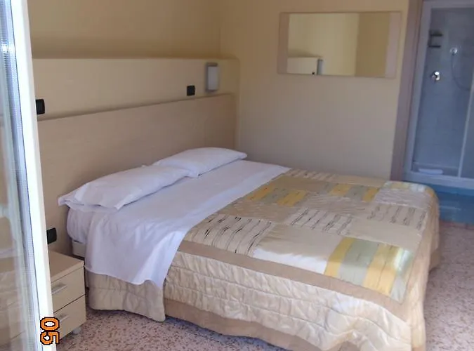 Mazzocchetti מלון 3*